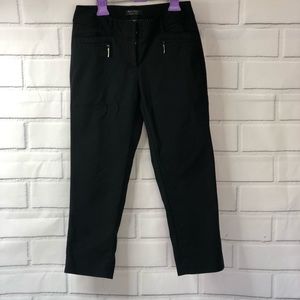 White House Black market Capri